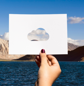 Data Lake Vs Data Warehouse: what’s the difference? DATA LAKE VS DATA WAREHOUSE WHAT’S THE DIFFERENCE